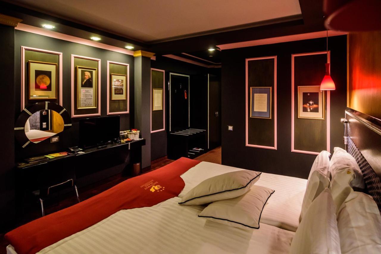 Diplomat Plaza Hotel & Resort 卢科维特 外观 照片